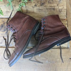 Vintage Cole Haan leather ankle boots, narrow fit